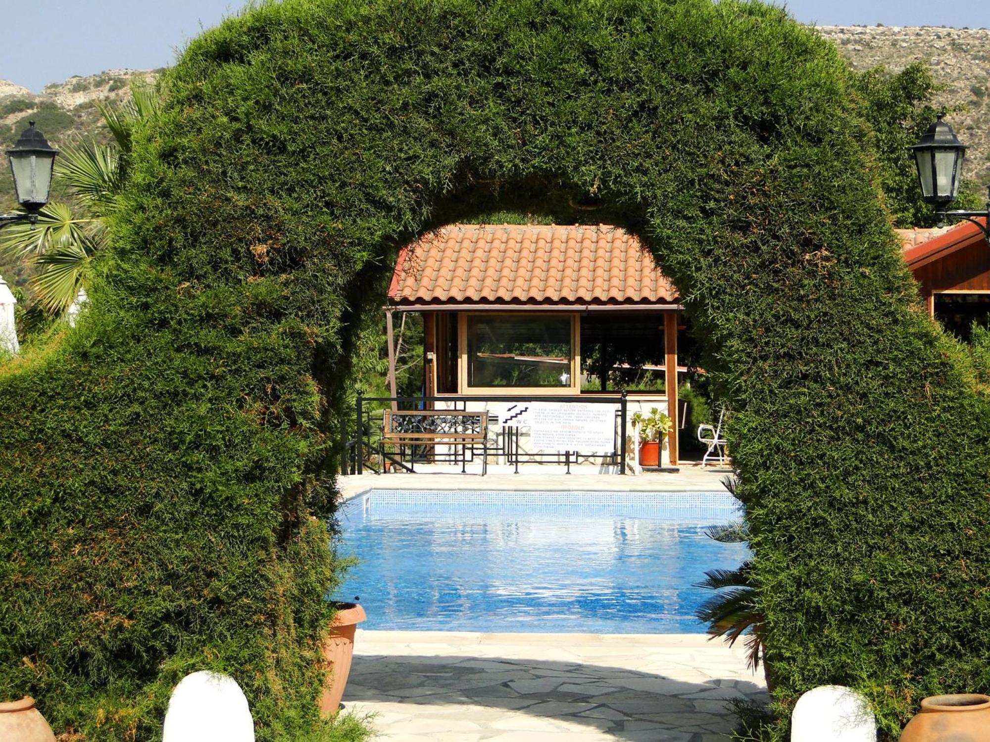 Ampelokipi Holiday Apartments ピッソウリ エクステリア 写真