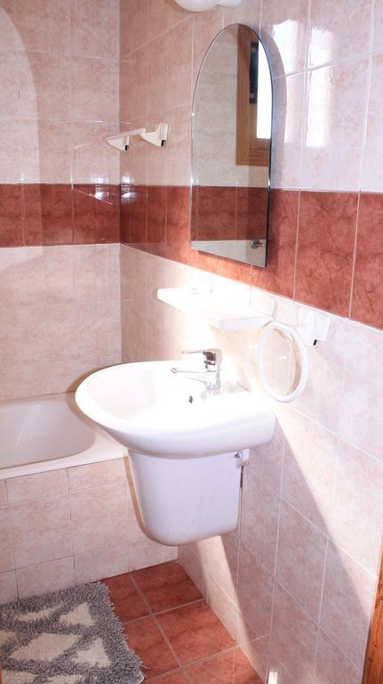 Ampelokipi Holiday Apartments ピッソウリ 部屋 写真